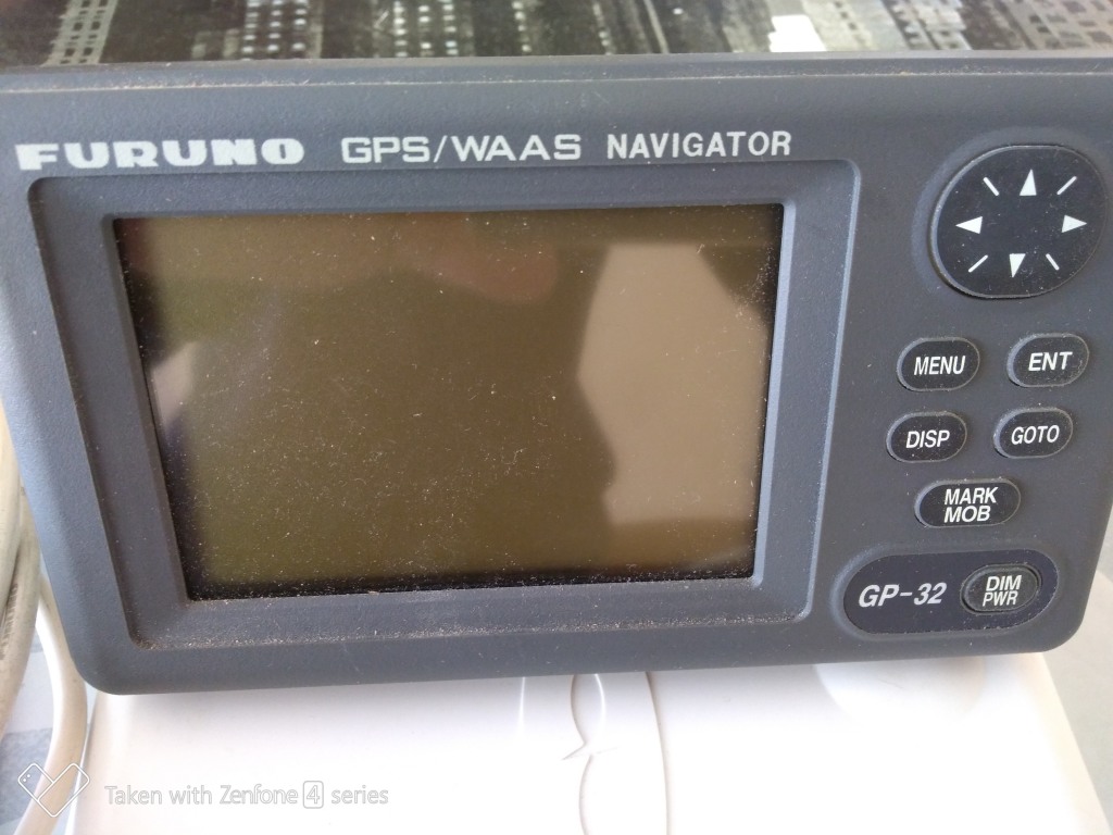 GPS_FURUNO__2.JPG